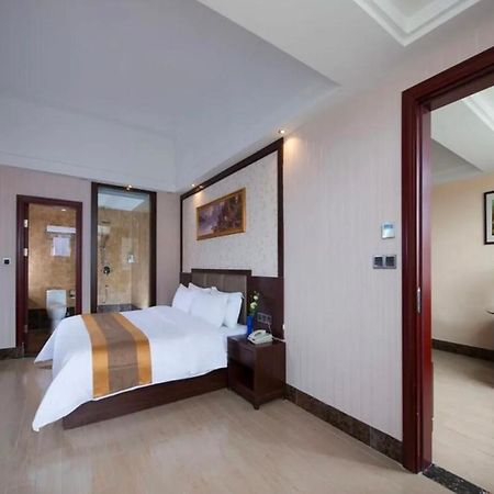 Vienna International Hotel Jieyang Chaoshan Airport Dış mekan fotoğraf