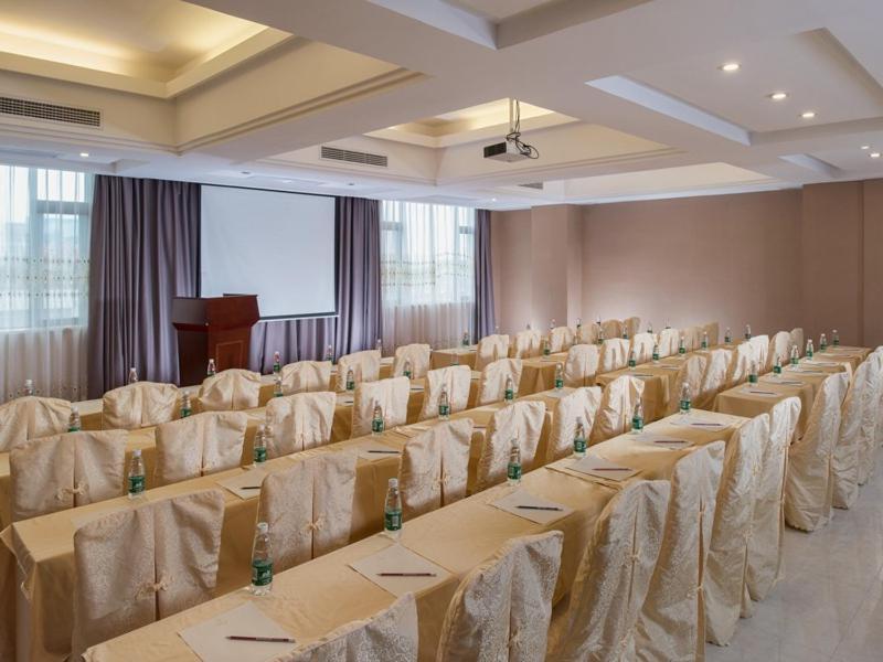 Vienna International Hotel Jieyang Chaoshan Airport Dış mekan fotoğraf